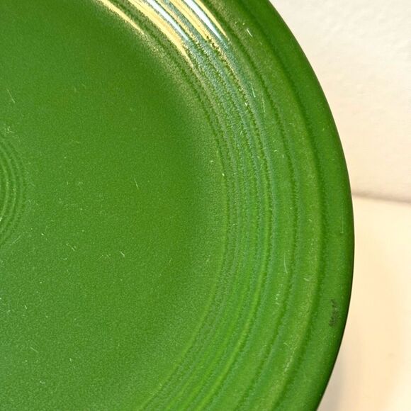 Vintage Fiesta Forest Green 9” Plate & 7” Salad Plate FLAW - Picture 4 of 10